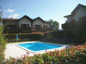 Incantevole appartamento con piscina e vista monti Lanzo D'intelvi